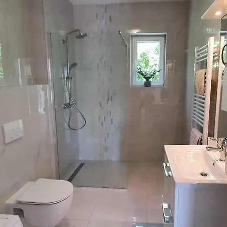 Family Friendly House With A Swimming Pool - 15243