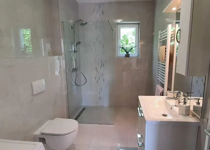 Family Friendly House With A Swimming Pool - 15243